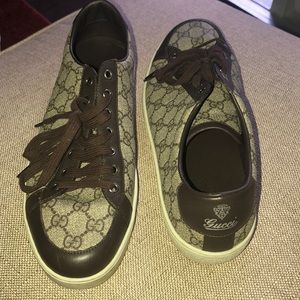 Gucci shoes size 11 mens.. only worn twice